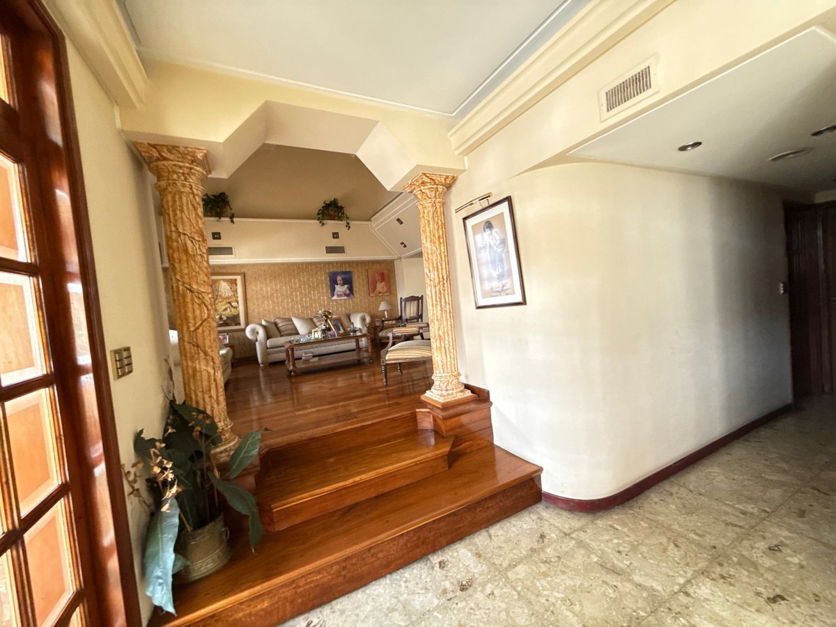 Foto 14 — VENTA CASA 5 AMB CON PISCINA Y COCHERA - QUILMES