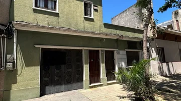 VENTA DE 2 CASAS CON GARAGE EN REDUCTO