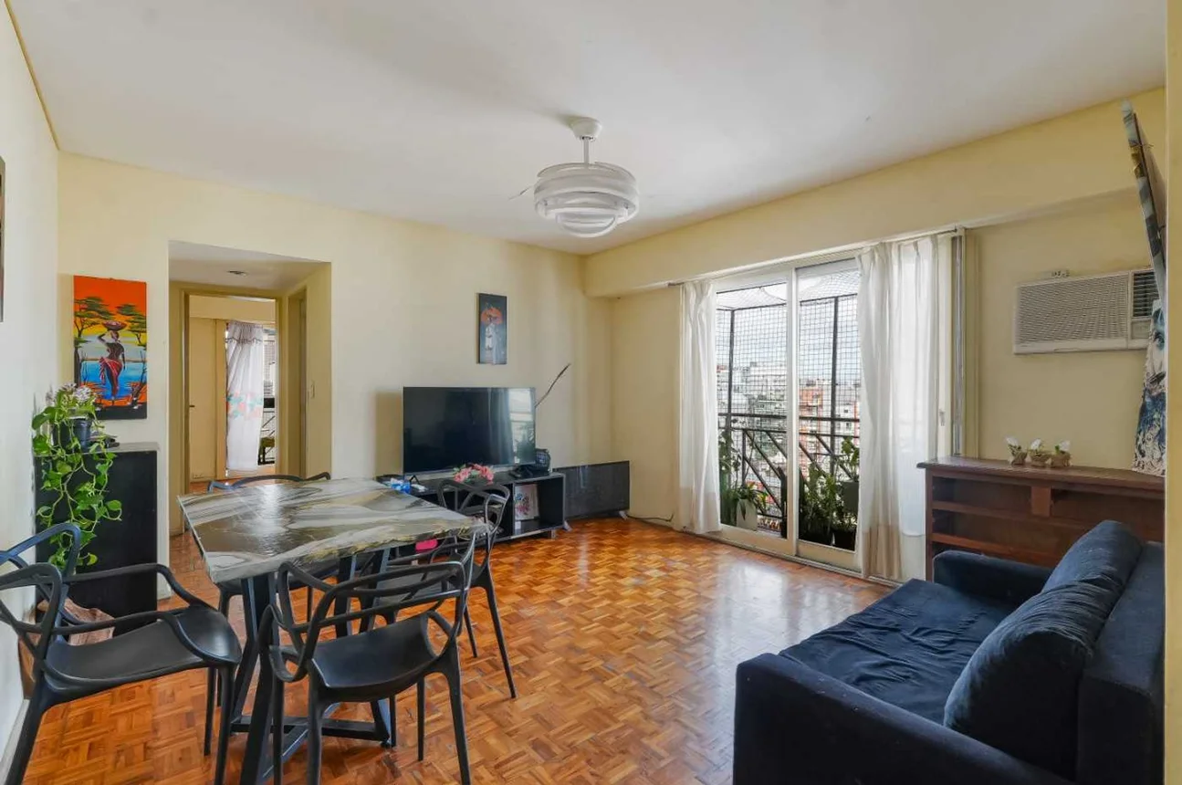 Departamento de 2 ambientes en venta en Almagro, Lambaré 800