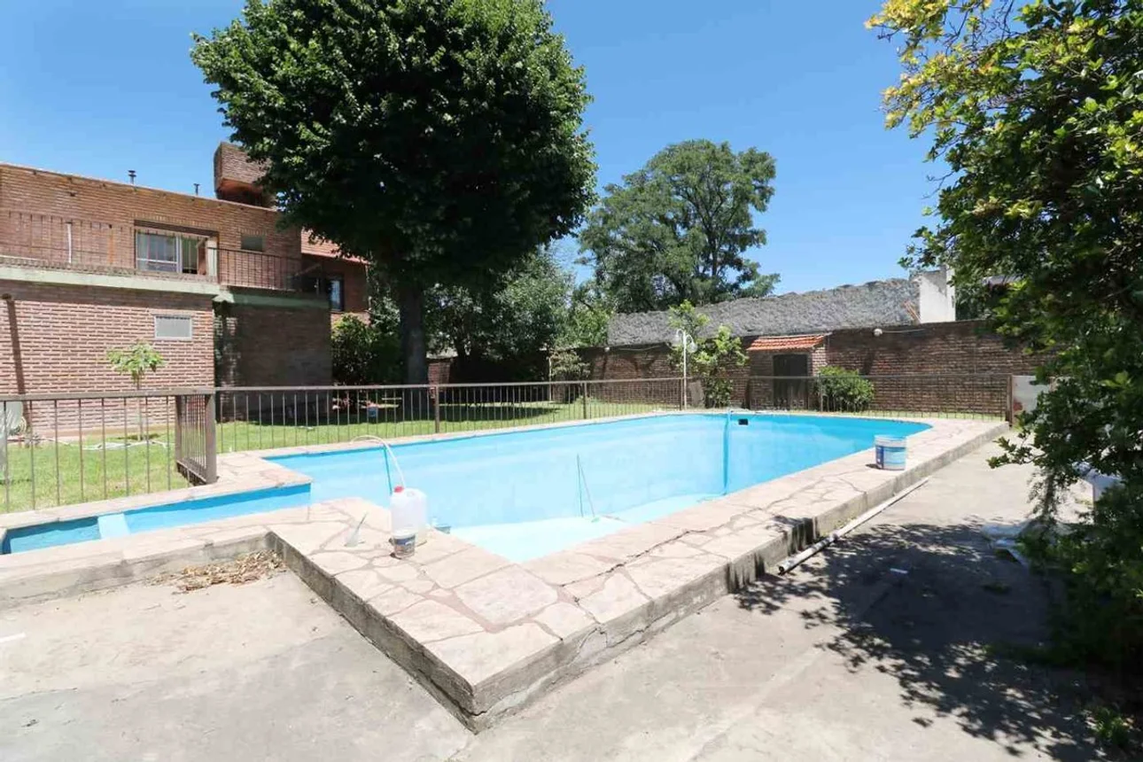 Casa dúplex en venta en Hurlingham, foto 2