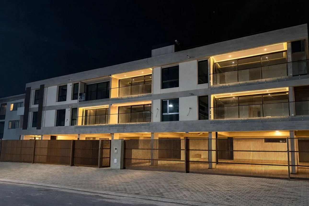 Venta dpto 3 amb con patio- cochera parque lineal, foto 4