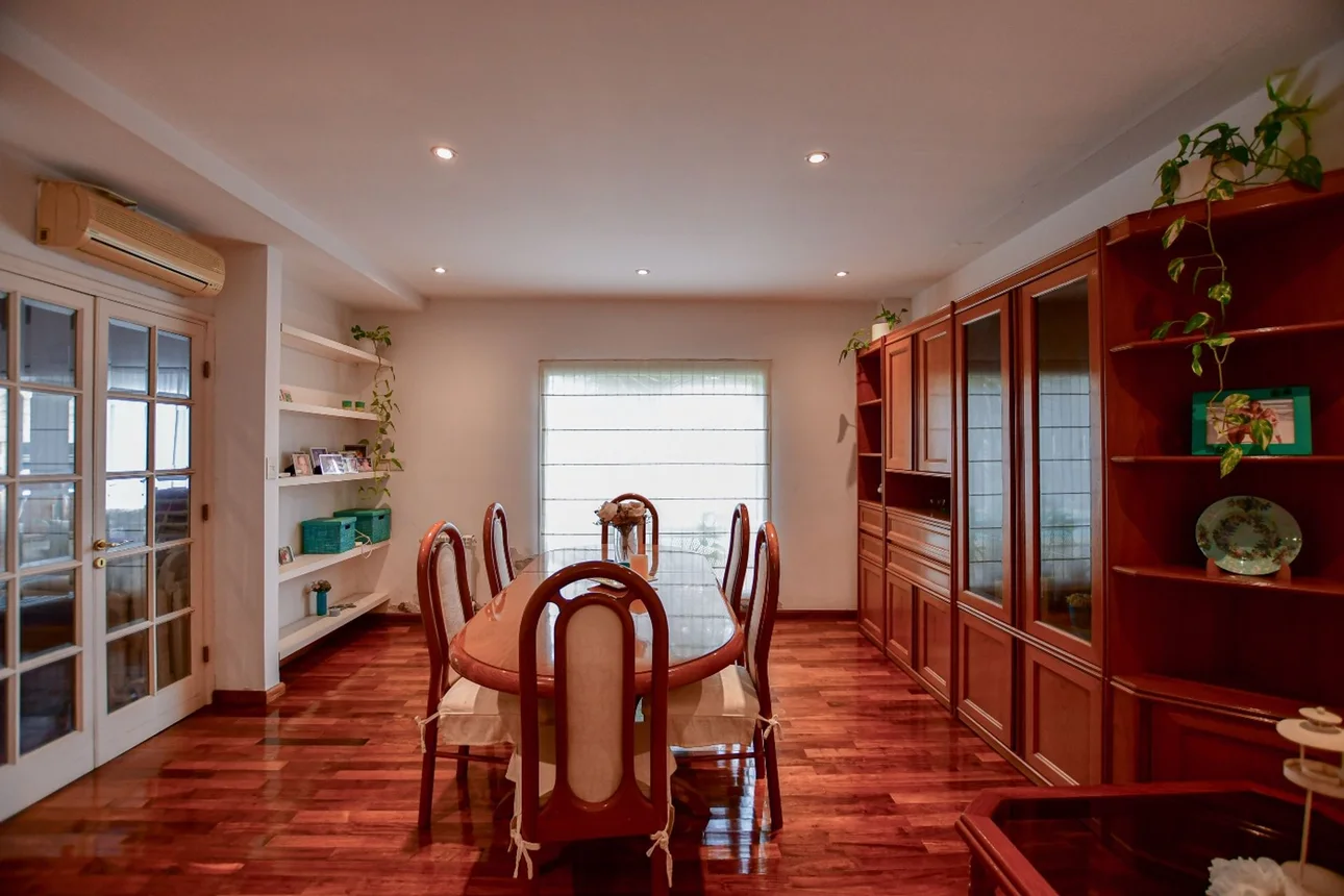 Casa de 8 ambientes en venta en City Bell, 19 E/ 473 y 473 Bis 200, foto 4
