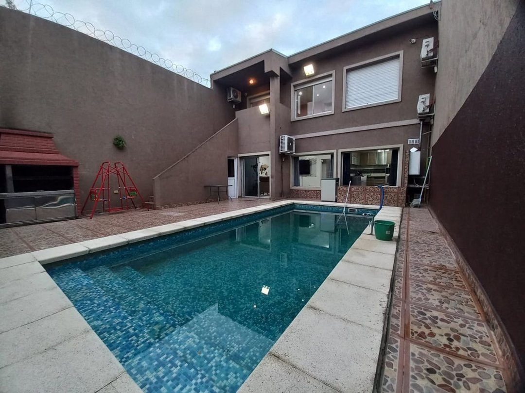 Casa en venta 6 ambientes en Paso 1200, Ramos Mejia, La Matanza, Buenos Aires