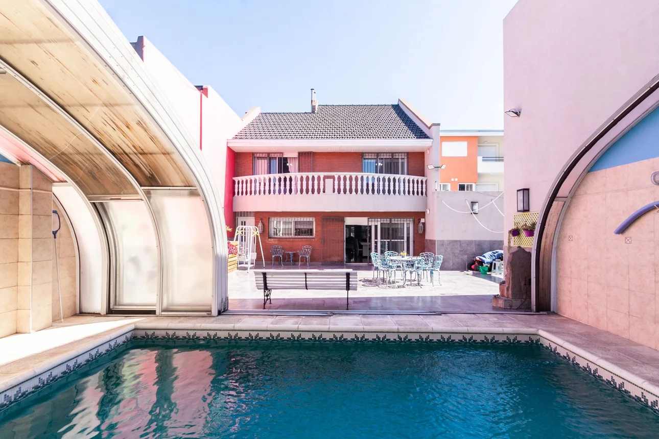 Casa lanús oeste 4+amb. pileta cochera, foto 1