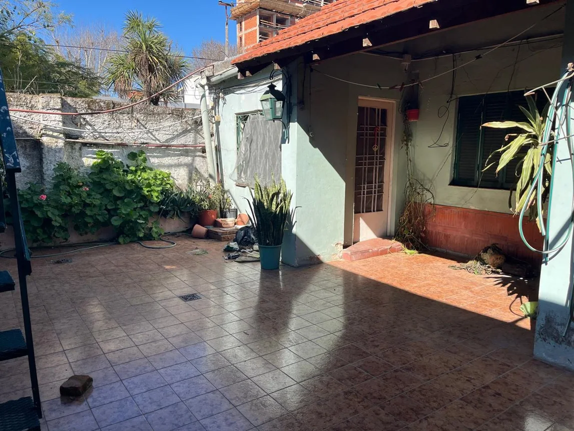 Casa en venta en Lanús Oeste, foto 2