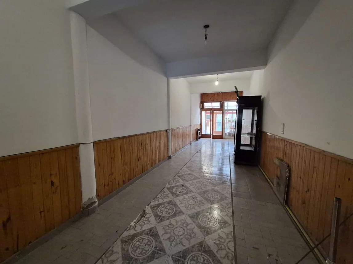 Casa de 4 ambientes en alquiler en Neuquén, San Martín 2200, foto 2