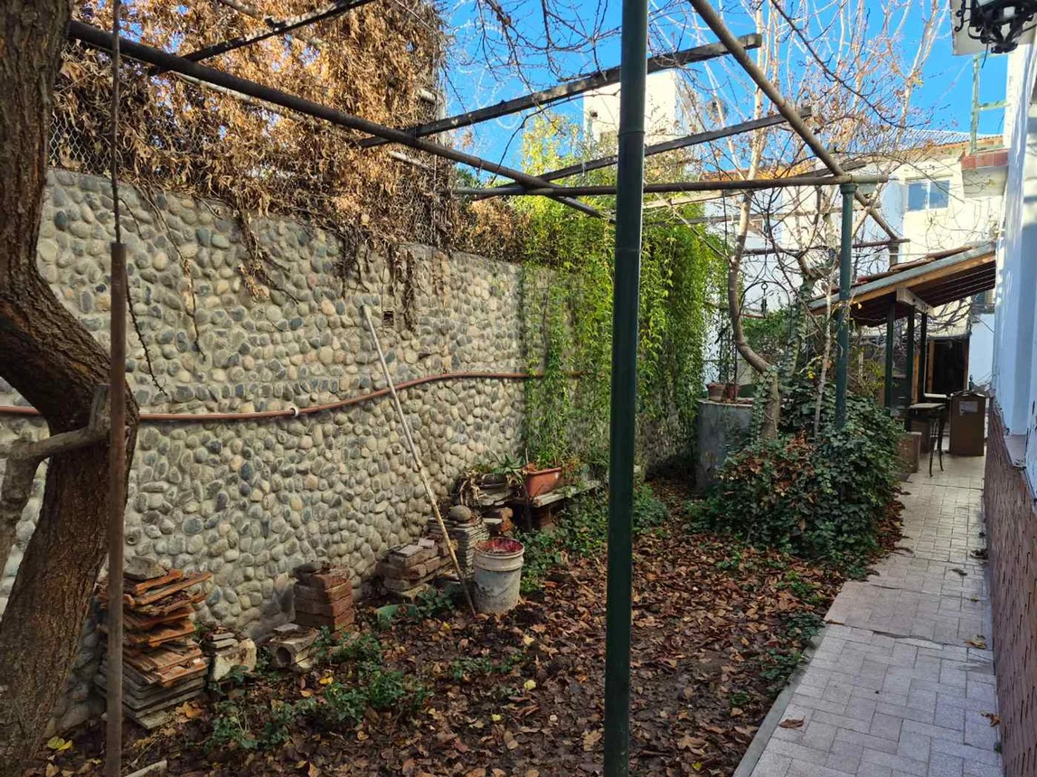 Casa de 4 ambientes en alquiler en Neuquén, San Martín 2200, foto 3