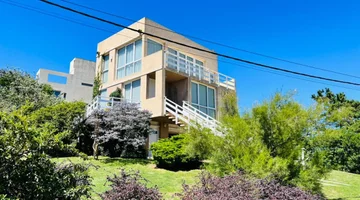 VENTA CASA VILLA GESELL SUR CERCA DEL MAR