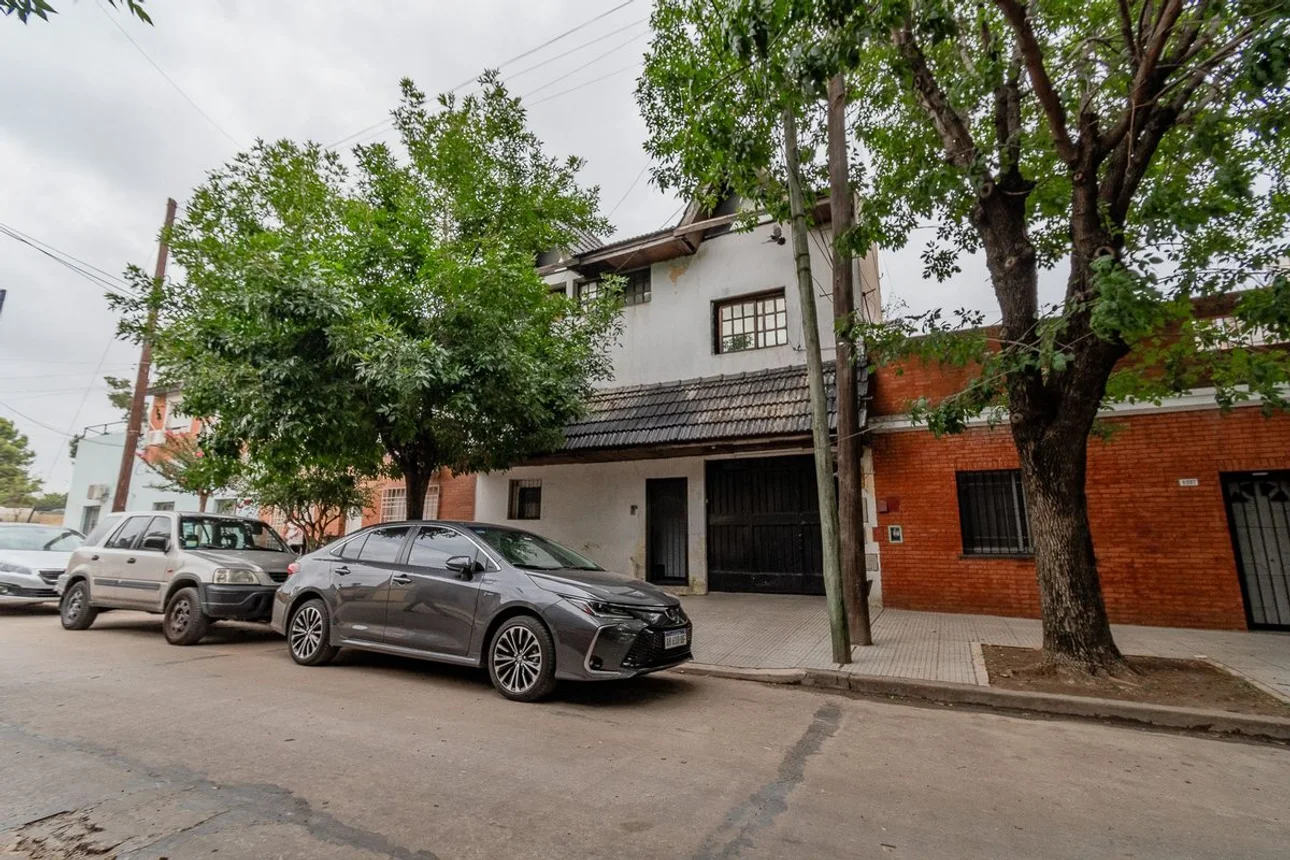 Casa de 5 ambientes en venta en Villa Lugano, Zelarrayán 5300, foto 2