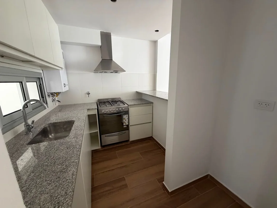 Departamento en venta en La Plata, foto 2
