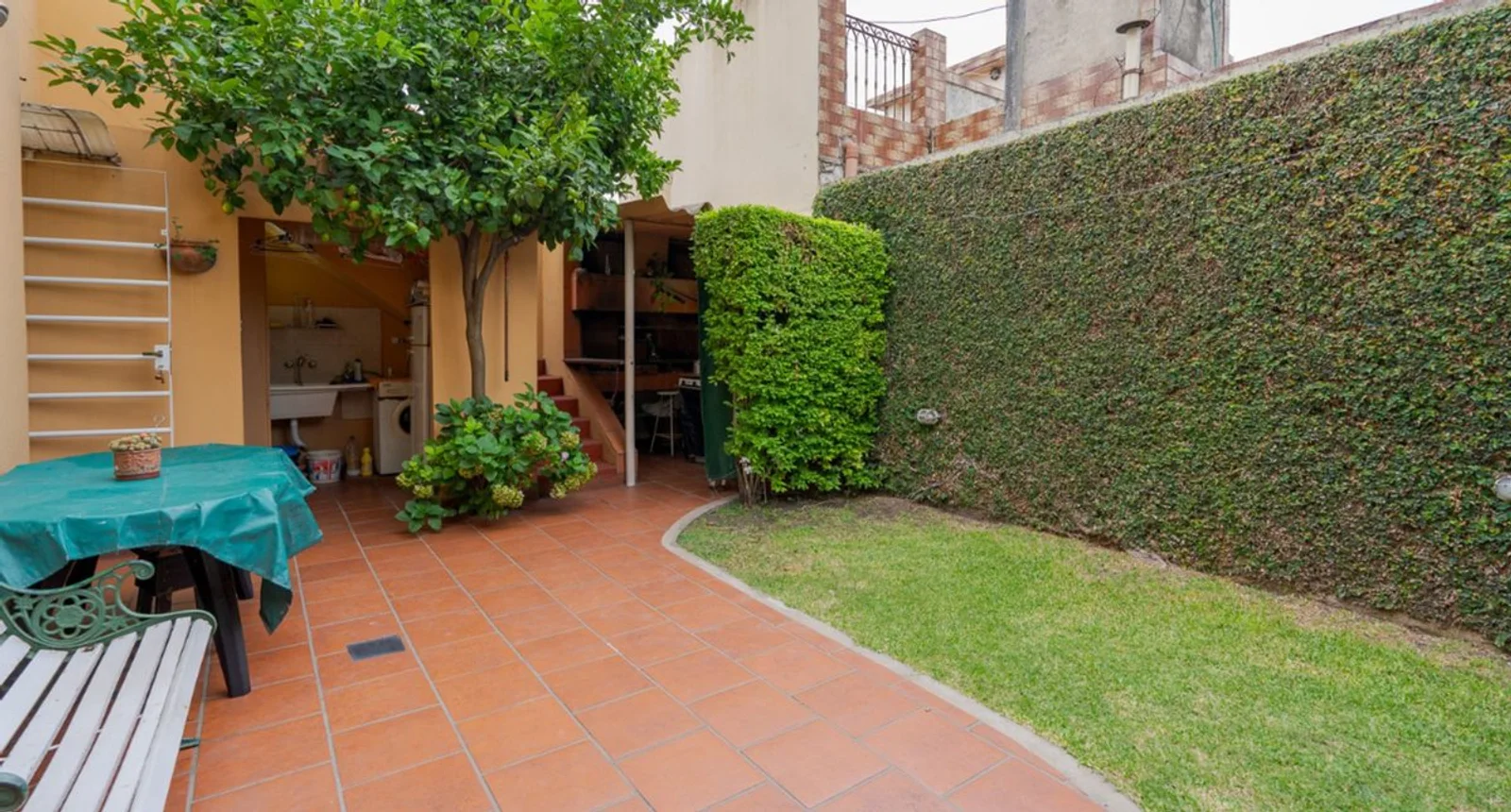 Casa en venta en Villa Sarmiento, foto 3
