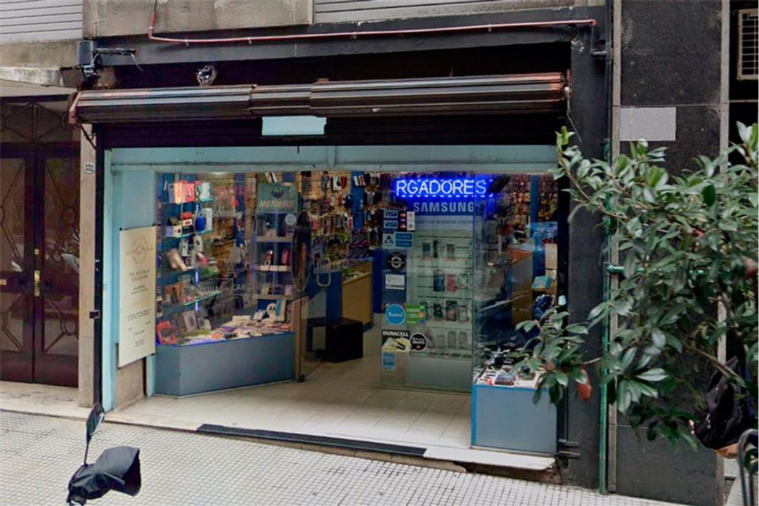 Venta Local comercial en zona Bolsa de Comercio.