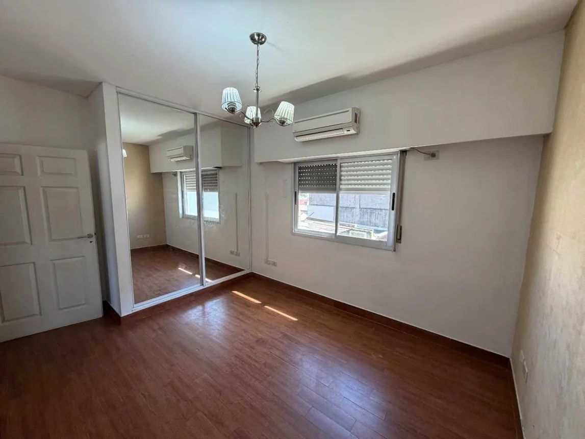 PH de 3 ambientes en venta en Liniers, Acassuso 7000, foto 2