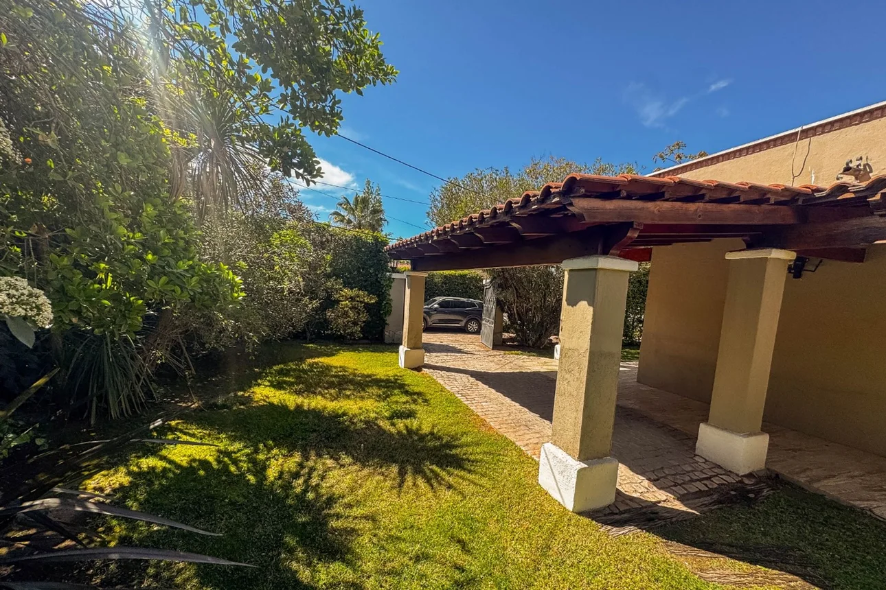 Casa de 8 ambientes en venta en Luján de Cuyo, Piedras 200, foto 3