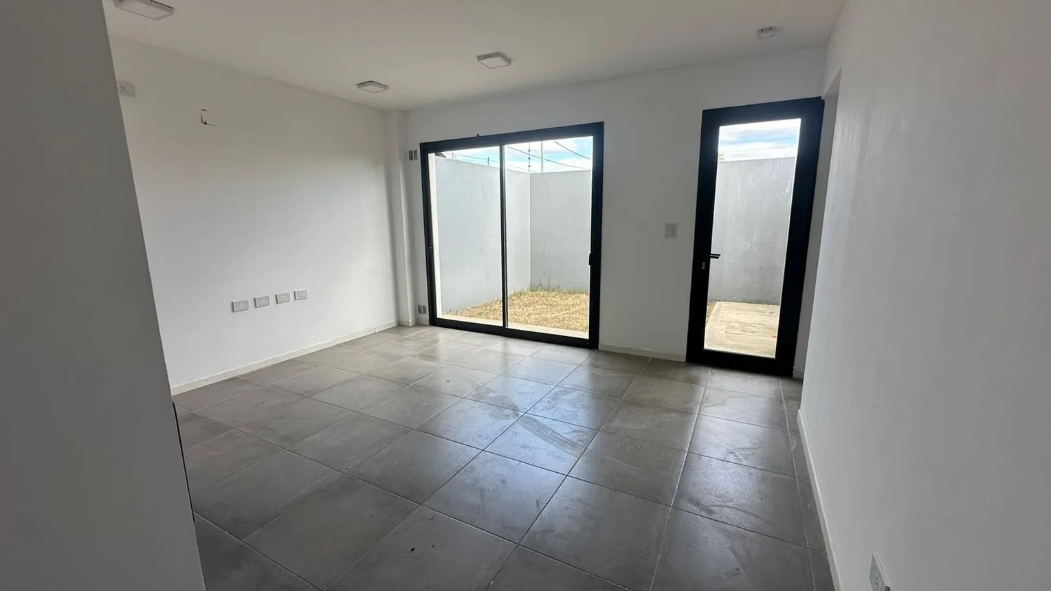 Casa dúplex en venta en La Plata