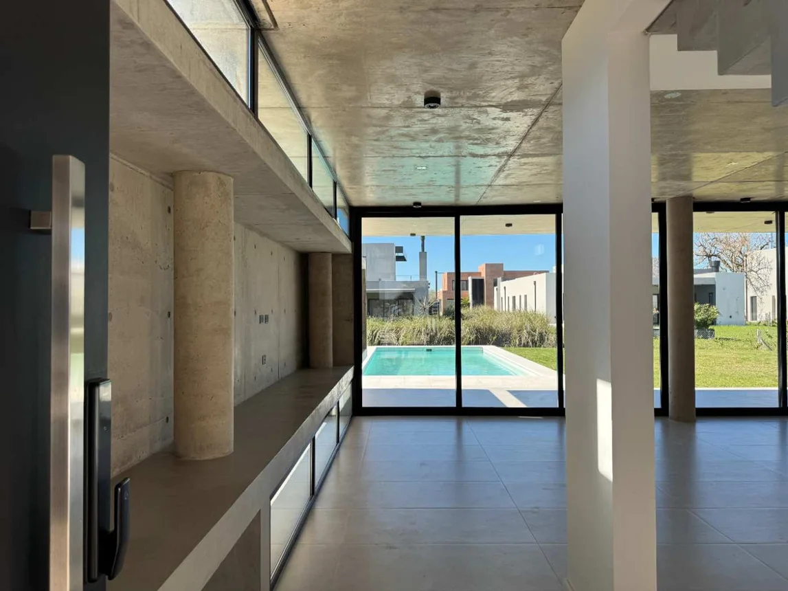 Casa de 6 ambientes en venta en Pilar, La Calesa Pilará, Crucero General Belgrano 0, foto 2