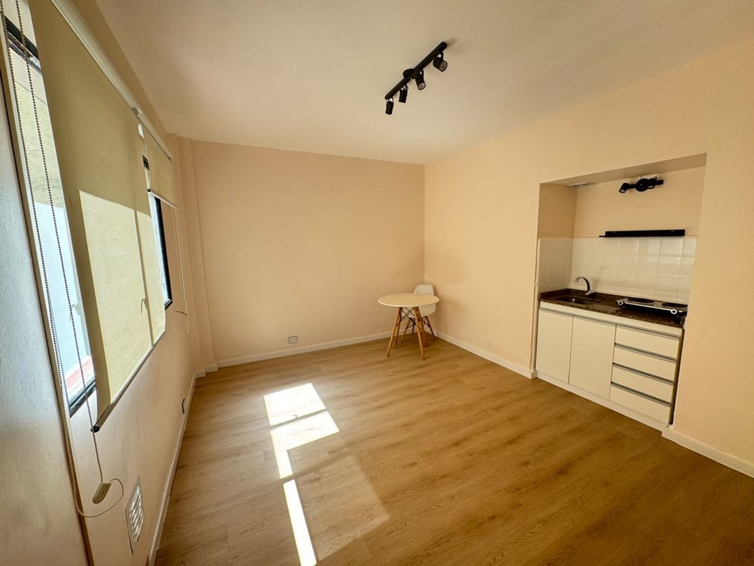 MONOAMBIENTE EN ALQUILER – RECOLETA, CABA