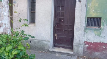 Venta casa 2 dormitorios, La Figurita, Montevideo.