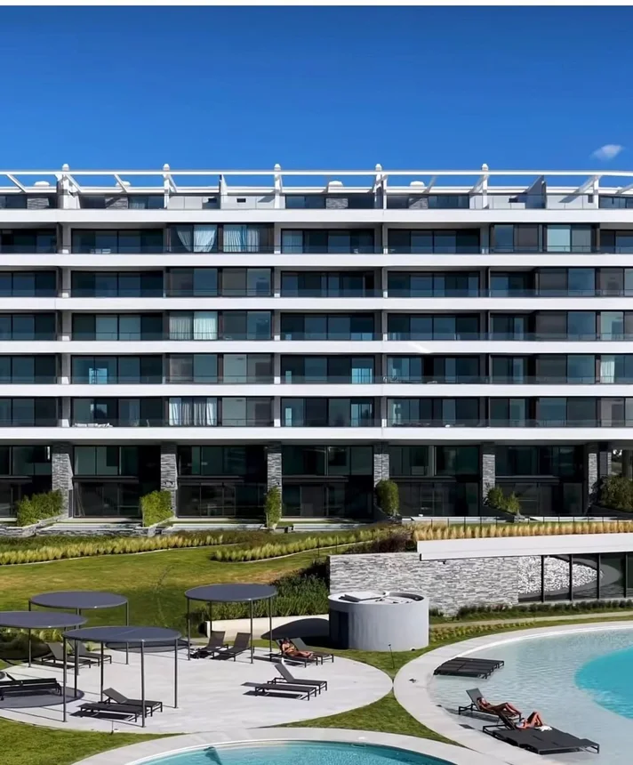 Departamento de 3 ambientes en venta en Nordelta, Av del Golf 500