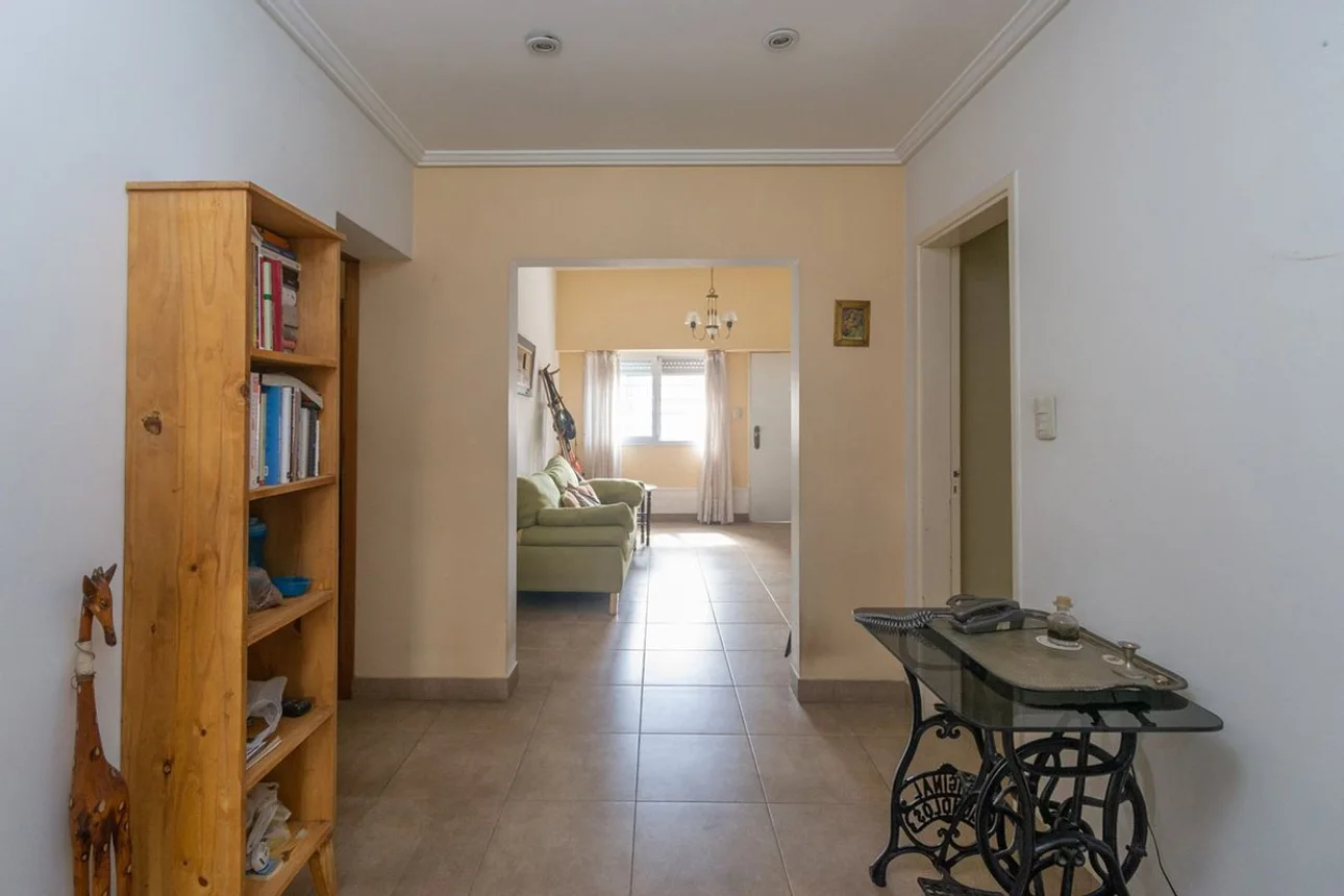 Casa de 5 ambientes en venta en Villa Luzuriaga, Entre Ríos 900, foto 5
