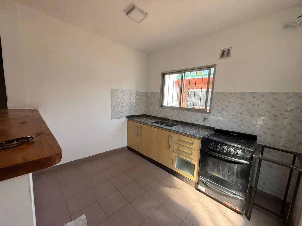 Casa de 4 ambientes en venta en Merlo, Paso de los Patos 800, foto 4