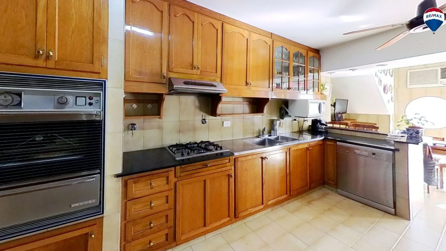 Casa de 6 ambientes en venta en Liniers, Montiel 900, foto 5