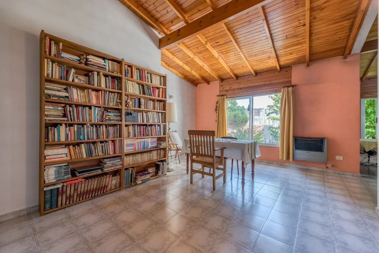 Casa en venta en Banfield, foto 5
