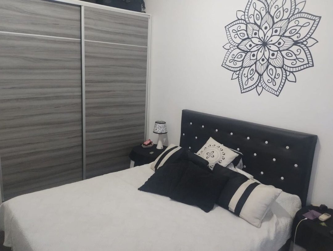 VENTA CASA 3AMB C/COCHERA MUY BUEN ESTADO APTO CRE