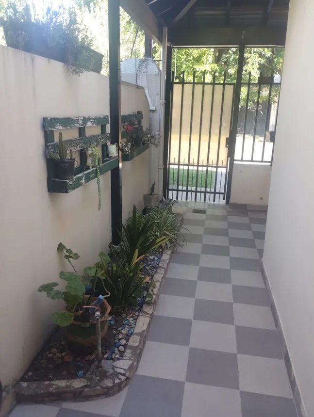 Casa de 3 ambientes en venta en Ituzaingó, Leonnie Mathis 2000, foto 4