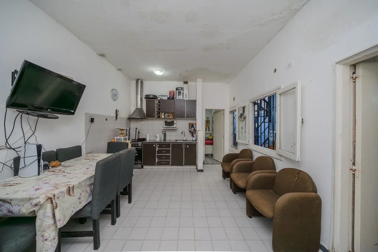 PH de 2 ambientes en venta en Caseros, Agüero 2700, foto 3
