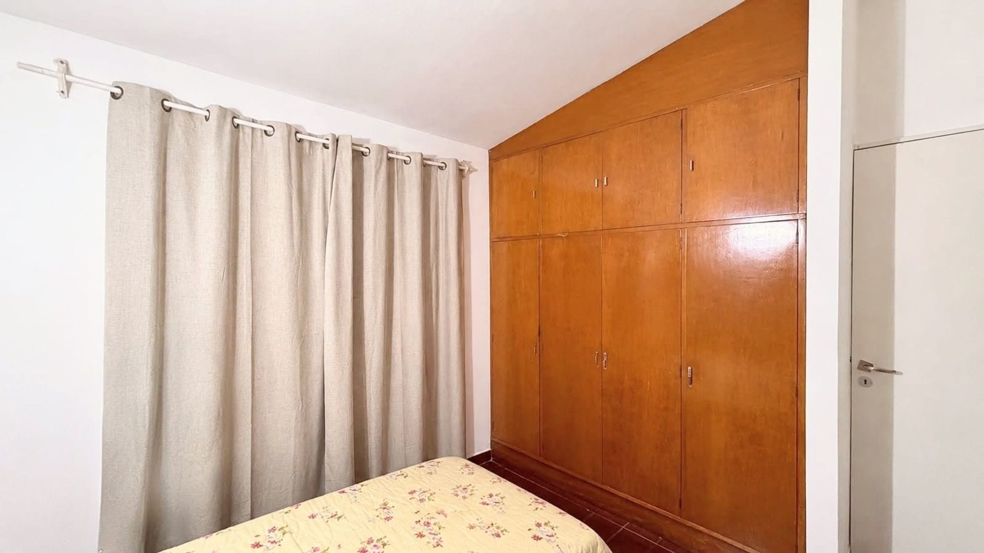 CASA EN VENTA B° CIUDAD DEL MILAGRO 3 DORMITORIOS - foto 8