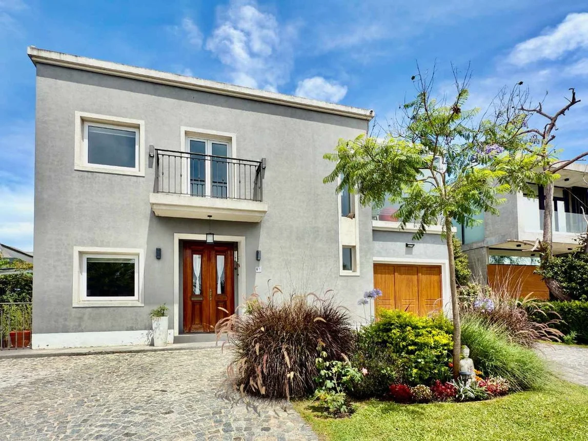 Venta casa barrio privado adrogue, foto 1