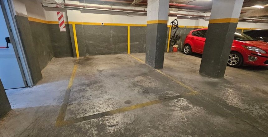 COCHERA CUBIERTA. OPORTUNIDAD