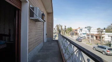 Venta Casa  en Las Piedras 4 dormitorios  Amplia
