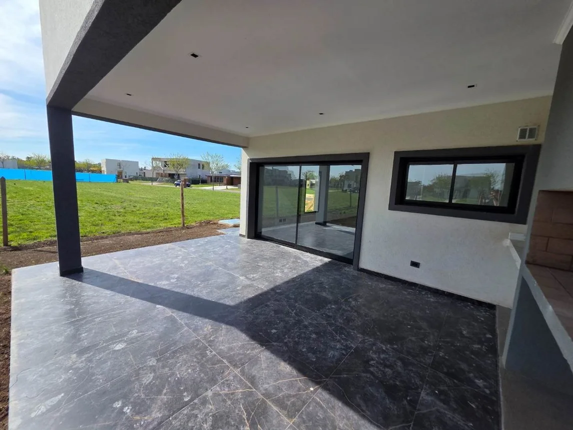 Casa en venta en Presidente Derqui, foto 4