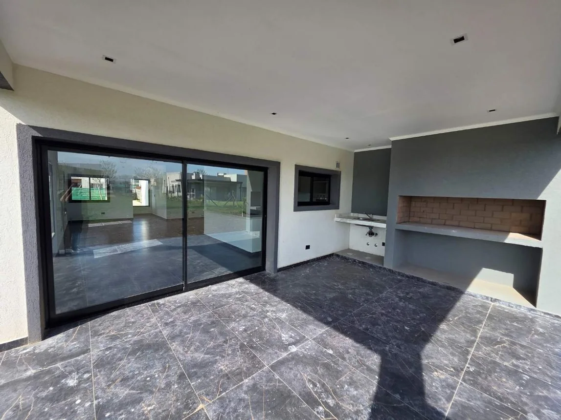 Casa en venta en Presidente Derqui, foto 3