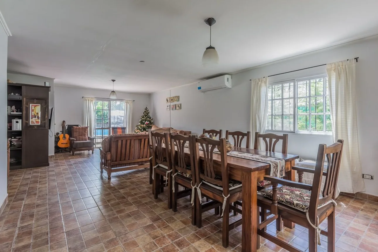 Casa en venta en Don Torcuato, foto 2