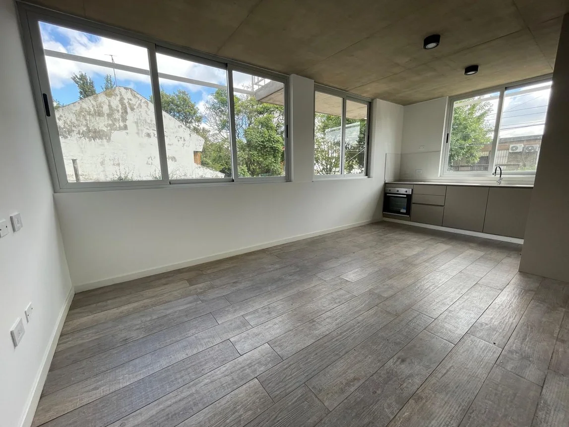 Departamento de 2 ambientes en venta en Ituzaingó, Laprida 500