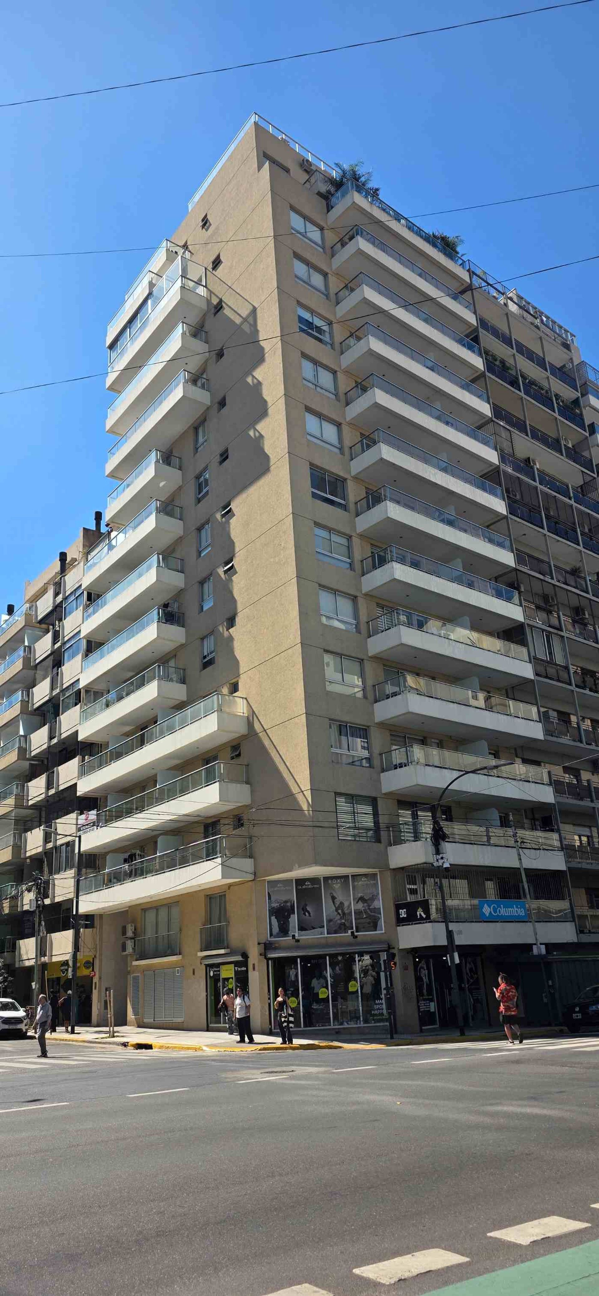 Foto 4 — Venta monombiente balcón parrilla piscina Recoleta