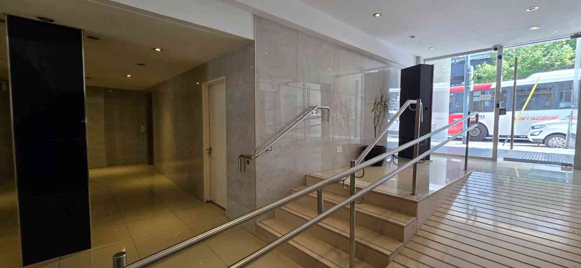 Foto 2 — Venta monombiente balcón parrilla piscina Recoleta
