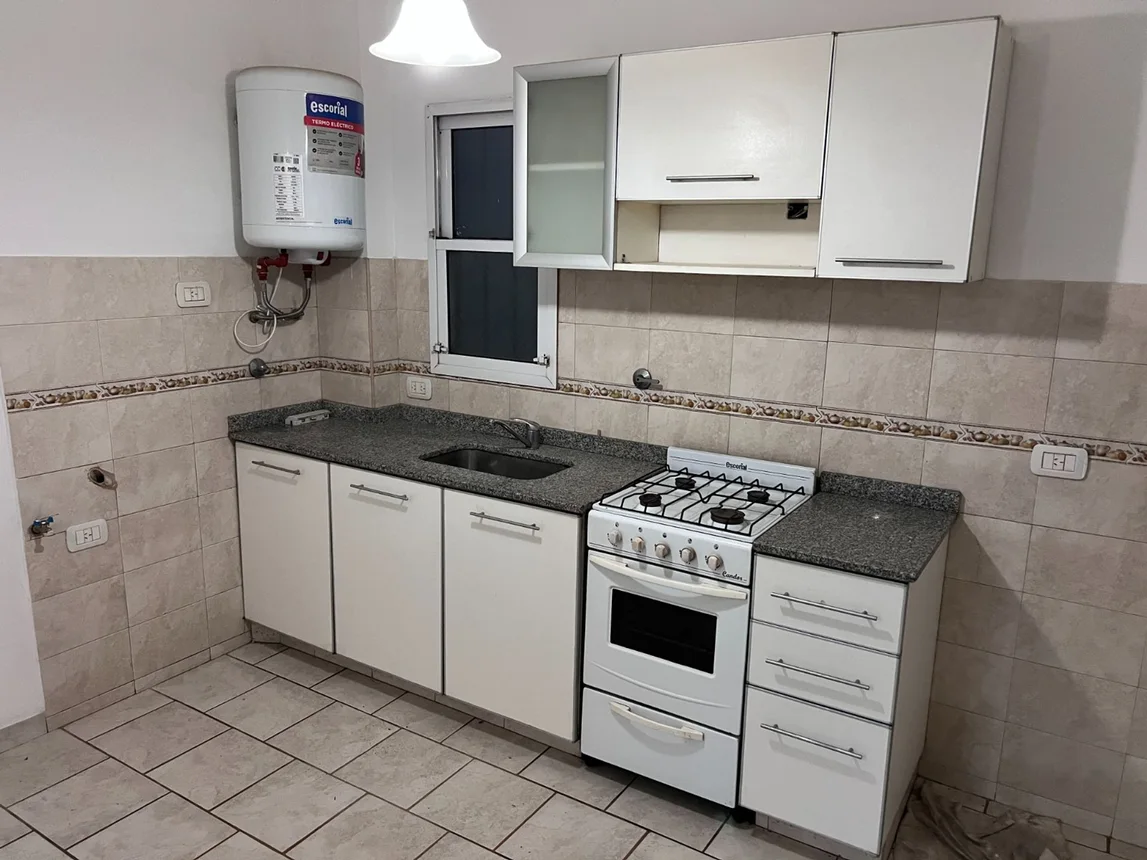 Departamento en venta en Haedo, foto 2