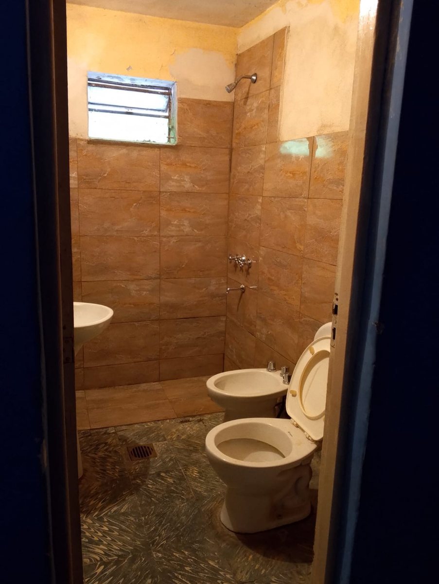 CASA A RECICLAR EN VENTA EN VILLA MONICA 2 DORM - foto 10