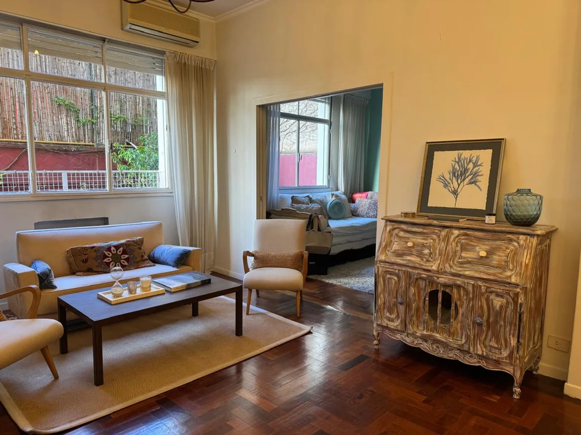 Departamento de 3 ambientes en venta en Recoleta, Arenales 1900