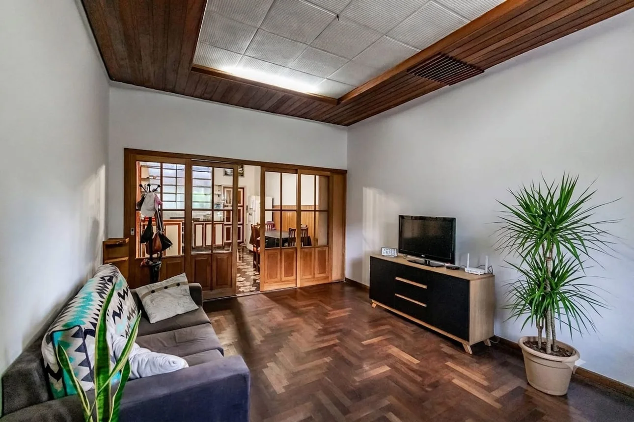 Casa de 5 ambientes en venta en Caseros, Agustín Cafferata 4700, foto 3