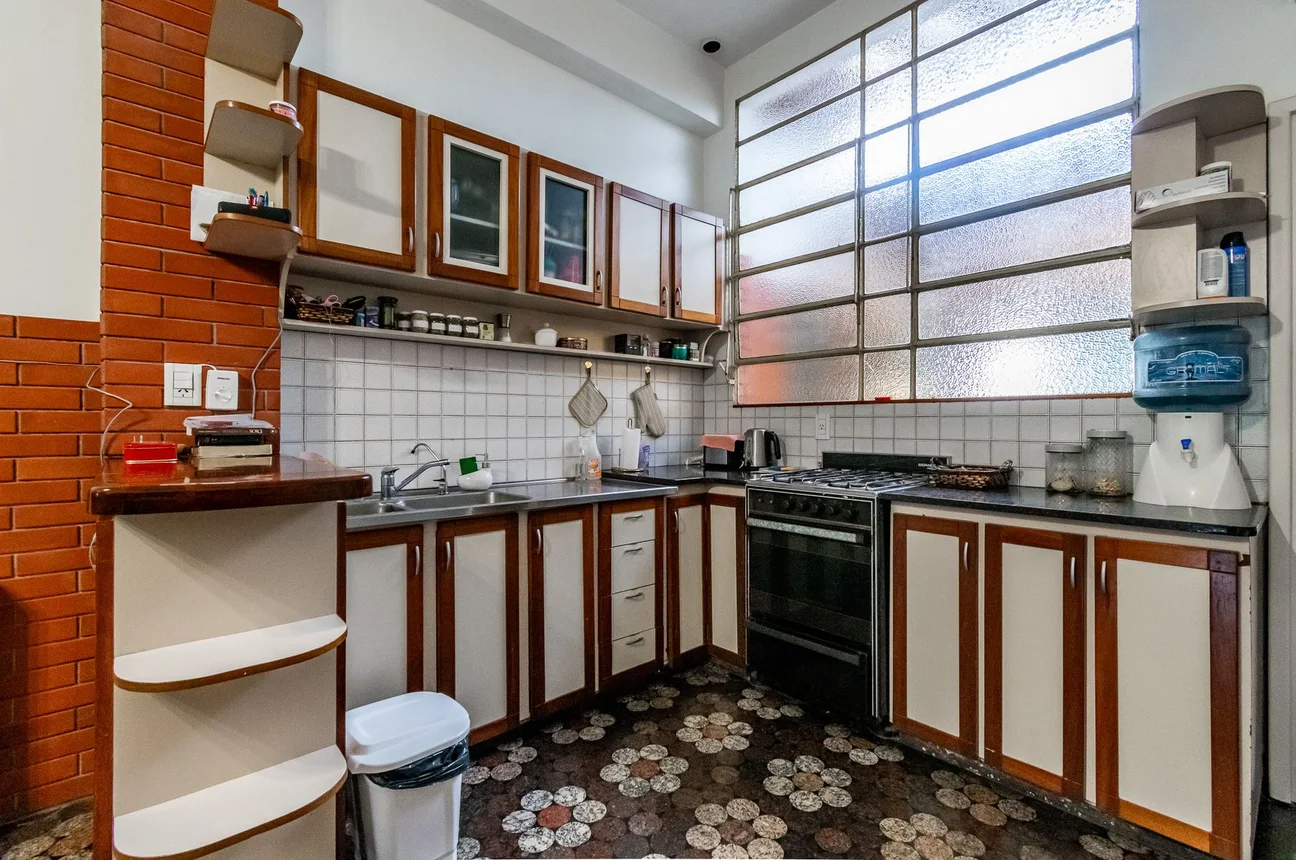 Casa de 5 ambientes en venta en Caseros, Agustín Cafferata 4700, foto 4