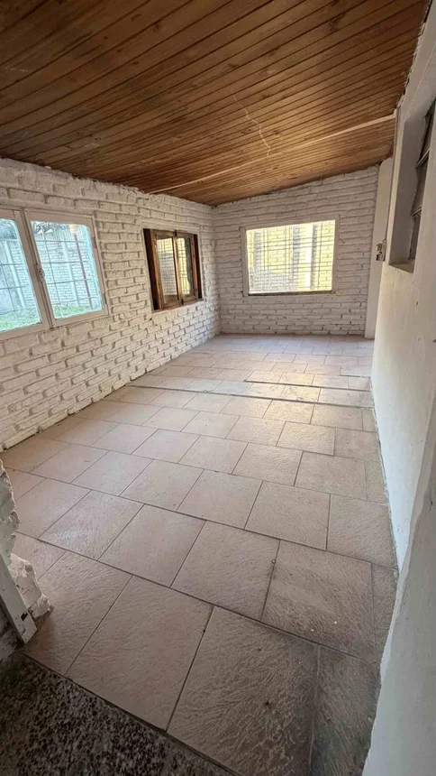 Casa de 5 ambientes en venta en Ezeiza, Córdoba 1400, foto 2