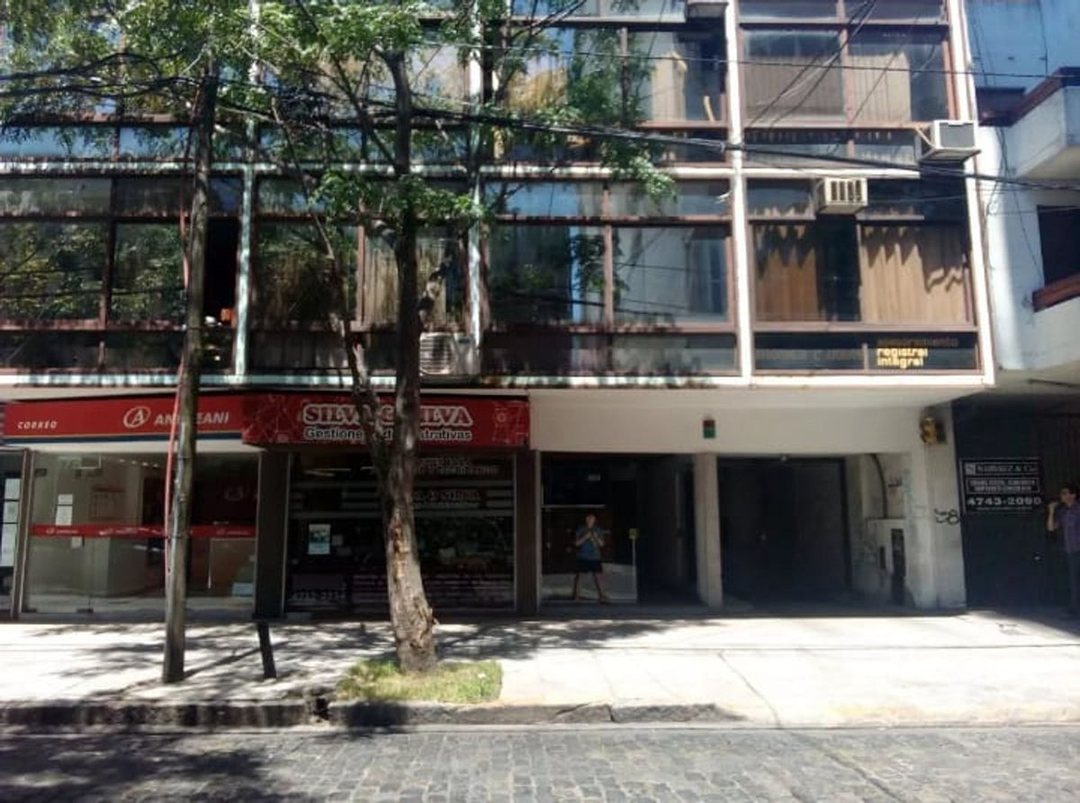 Cochera alquiler San isidro frente a Tribunales