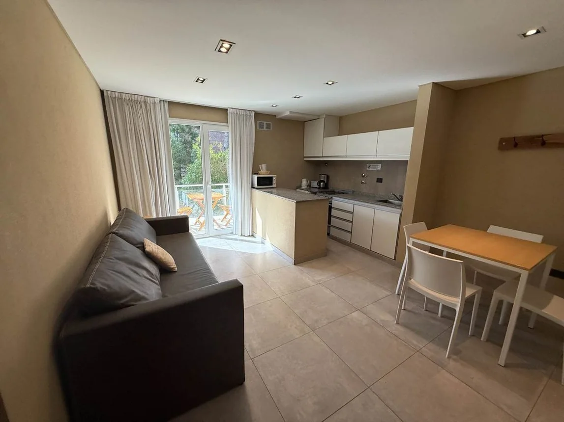 Departamento de 2 ambientes en venta en Pinamar, Bouchard 700, foto 4