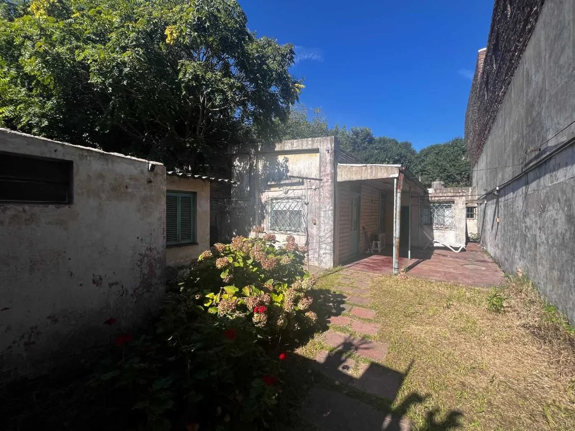 Casa de 4 ambientes en venta en Sarandí, Teniente Coronel Luis María Campos 3300, foto 3