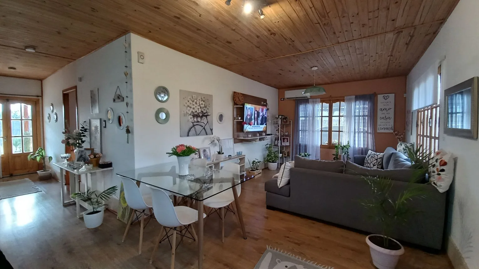 Casa en venta en Guaymallén, foto 2